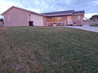934 S Sterling Ln, Pueblo West, CO 81007