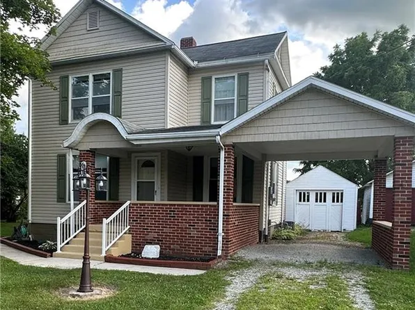 631 E Findlay St, Carey, OH 43316