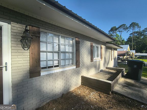2nd image of 137 Weldon Way