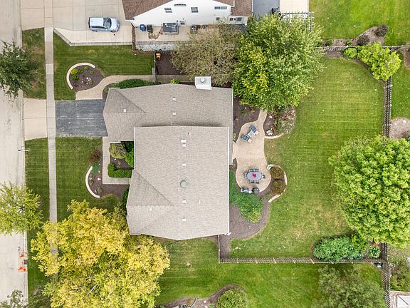2nd image of 3 Walbridge Ct