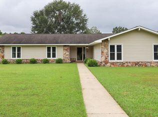 1803 Azure Dr, Dothan, AL 36303