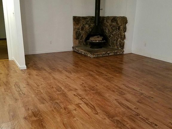 5th image of 1990 Grande Cir APT 37