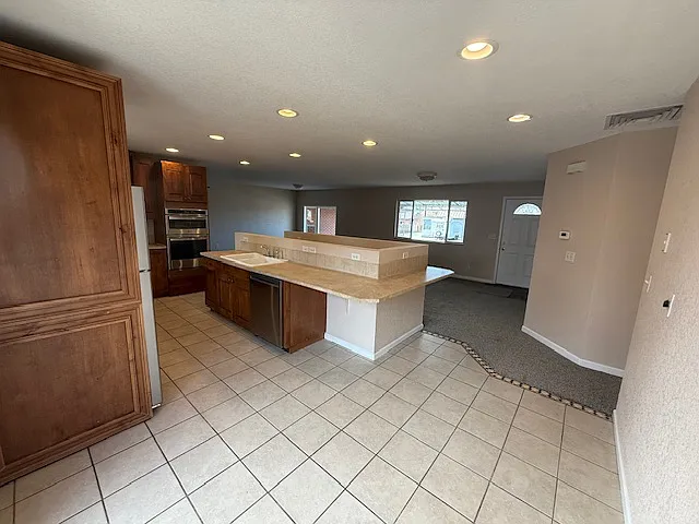 510 Locust St — Photo 10