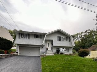 210 Benefit St, Waterbury, CT 06704