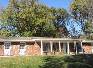 301 Westwood St, Collinsville, IL 62234