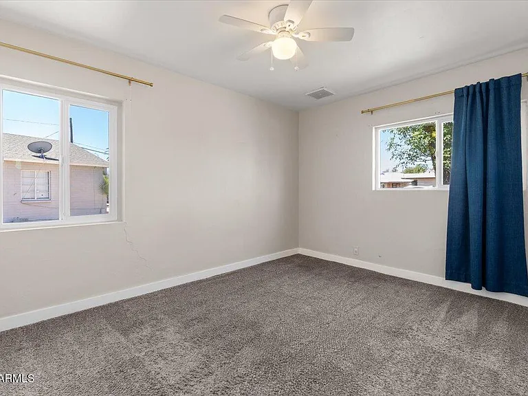 4517 N 10th Ave — Photo 18