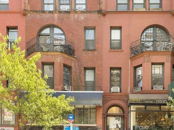 1285 Madison Avenue image 1 of 15