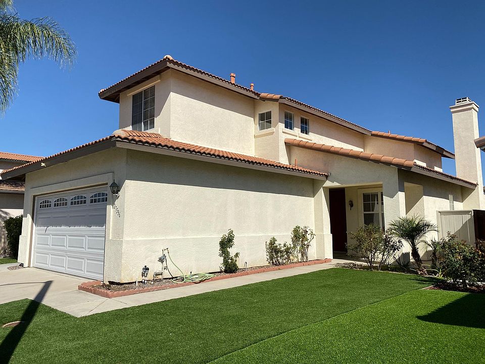 1st image of 27536 Parkside Dr