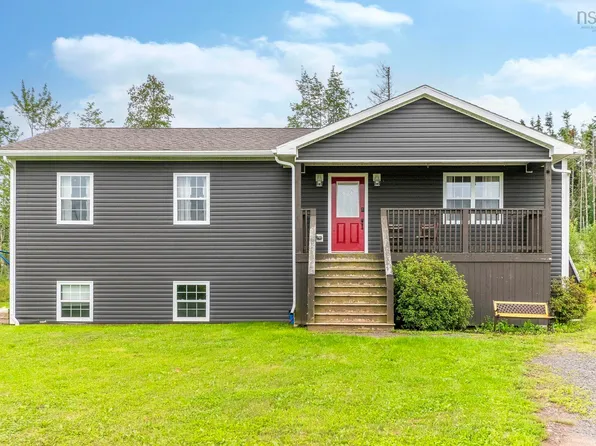 170 Blainedale Dr, Colchester, NS B2N 6M3