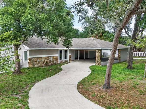 6906 Greenhill Pl, Tampa, FL 33617