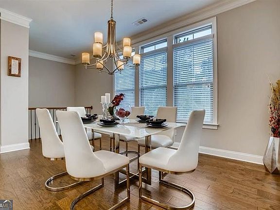 3rd image of 2359 Montford Pl SE