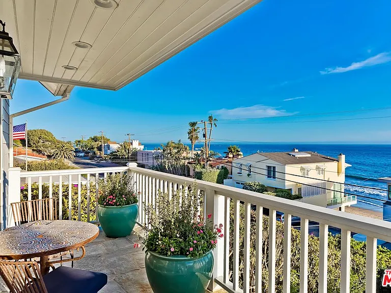 25129 Malibu Rd — Photo 27