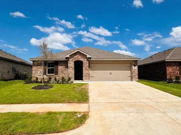 556 Crestridge Dr N, Cleburne, TX 76033