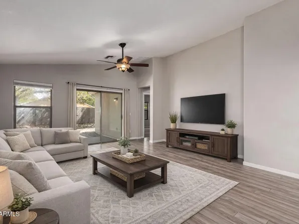 1868 W DESERT SEASONS Drive, San Tan Valley, AZ 85144