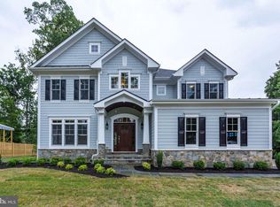 116 Tapawingo Rd SW, Vienna, VA 22180