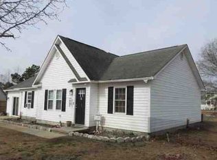 123 Green Tree Ln, Newport, NC 28570