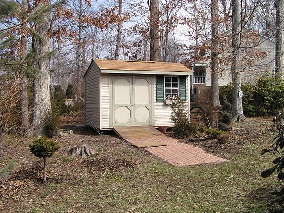 Shed