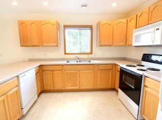 896 Dutchman Dr #5, Chippewa Falls, WI 54729