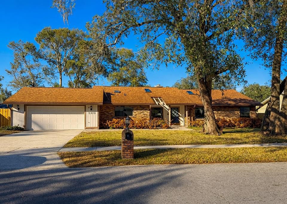 1st image of 320 Ferdinand Dr