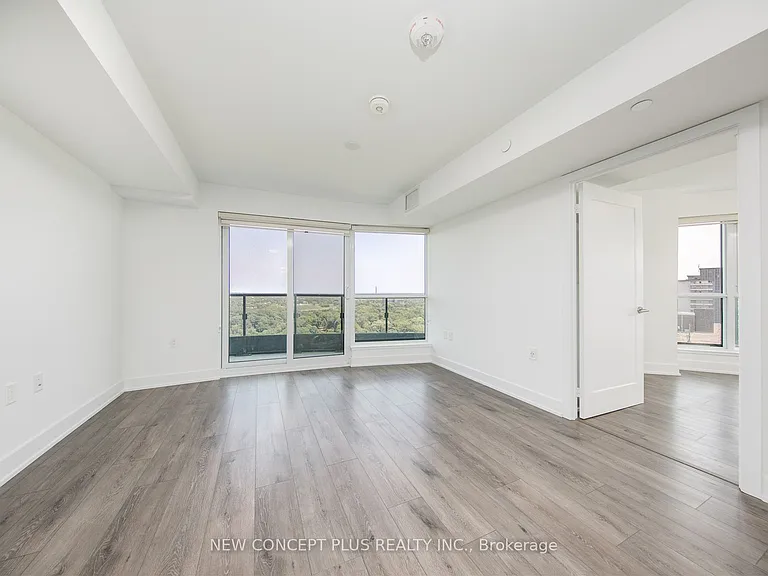 585 Bloor St E #1718 — Photo 10
