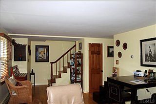 2nd image of 190 Grand St