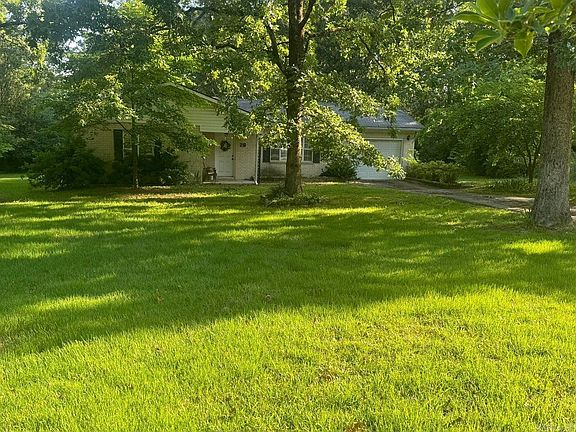 2nd image of 28 Red Bud Dr