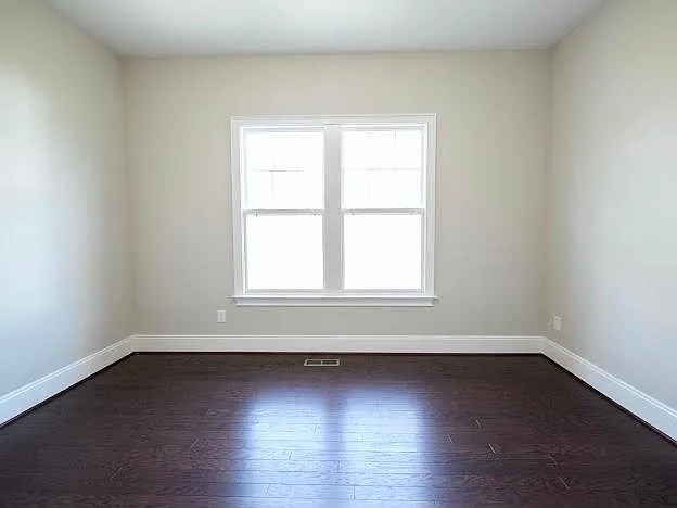 1013 Merrifield Dr — Photo 18