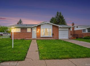 3676 Farnum St, Inkster, MI 48141