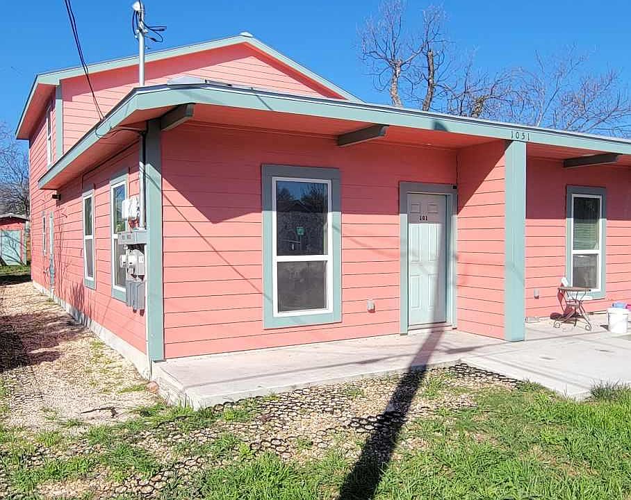 1st image of 1051 Ruiz St #101