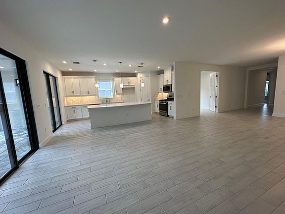 2nd image of 8275 Promoso Ct