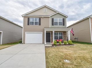 1813 Windy Willow Ln, Dallas, NC 28034