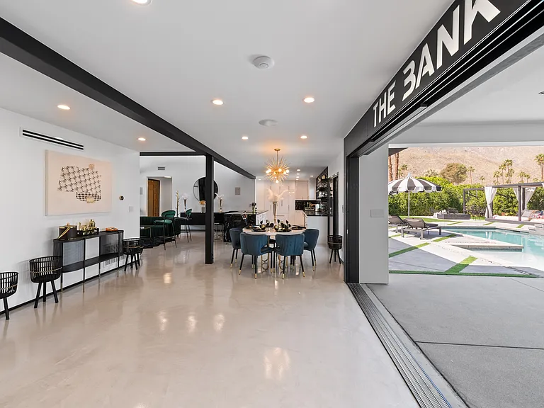 850 E Sierra Way — Photo 28