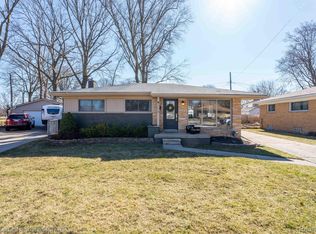 714 Fairway Dr, Royal Oak, MI 48073