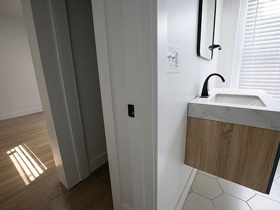 3rd image of 200 W 36th St #3E