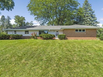 6411 S 118th STREET, Franklin, WI, 53132