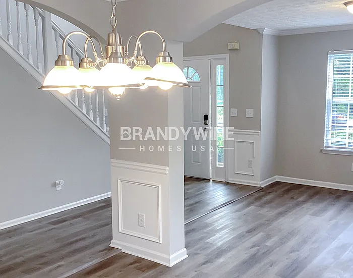 2025 Newton Estates Dr — Photo 12