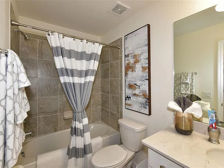 17520 Gawthrop Dr #203 — Photo 26