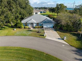 322 W Peabody Cir, Avon Park, FL 33825