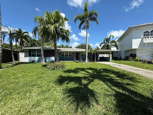 2957 NW 6th Ave Photo 1