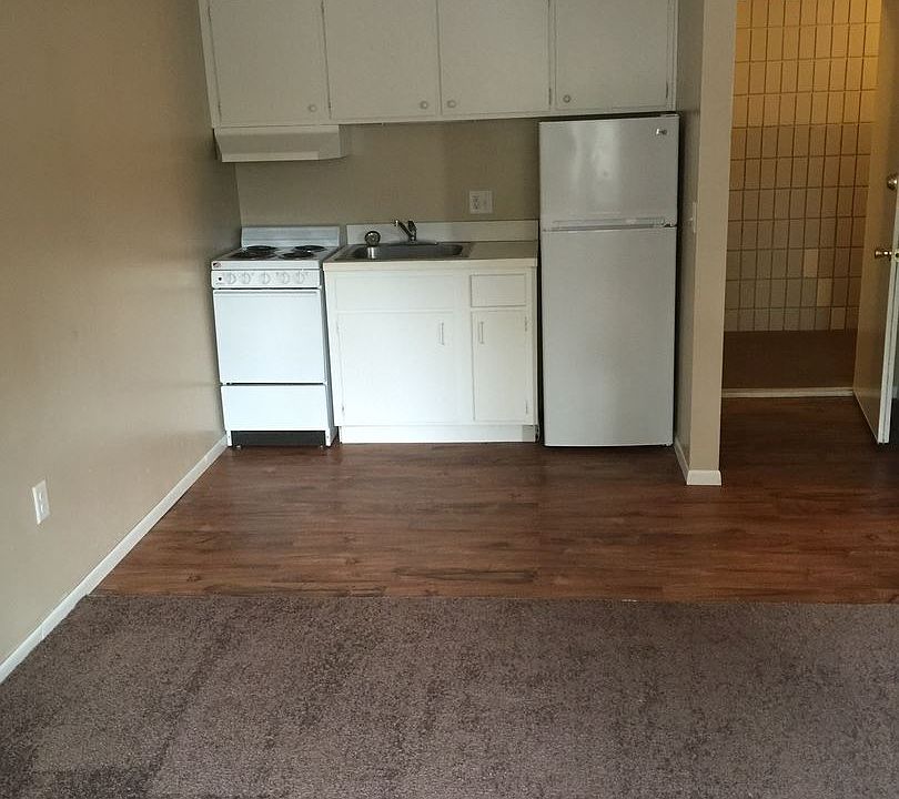 1st image of 140 Wood St APT 314