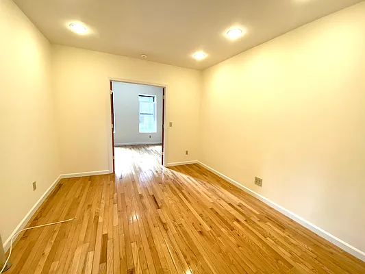 Rented by Corcoran | media 14