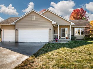 1111 Sparrow Rd, Waconia, MN 55387