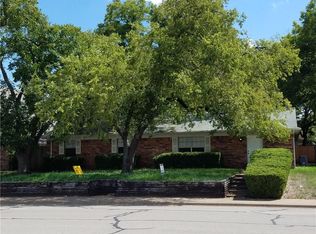 1202 W Mitchell St, Arlington, TX 76013