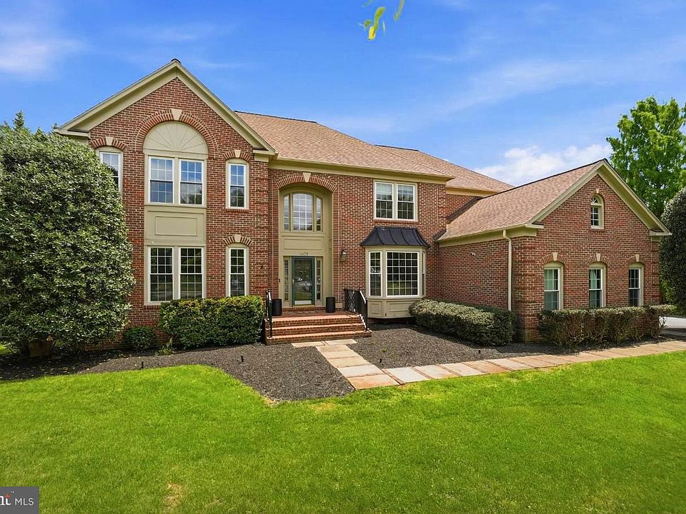 1st image of 1405 Woodhurst Blvd