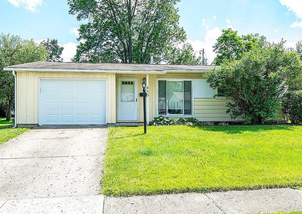 1st image of 615 Palace Ln
