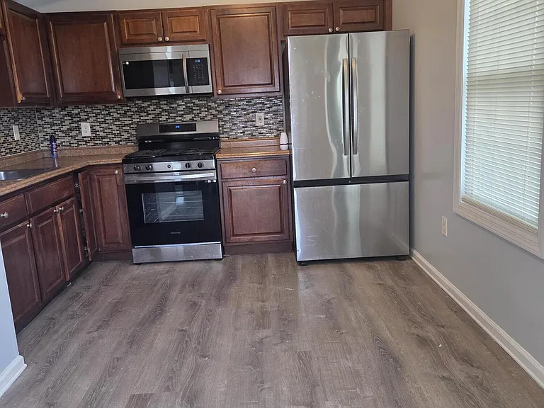 66 Center Ave #1 — Photo 3