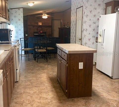 3rd image of 5908 Strawberry Haven Way
