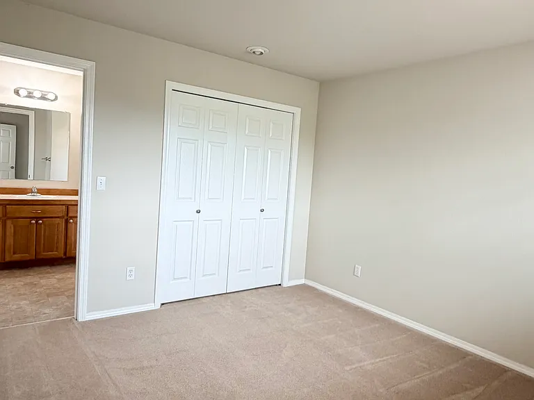 17608 Panorama Blvd E — Photo 12