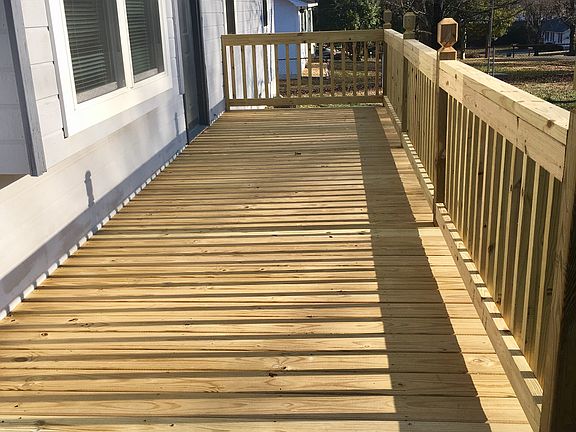 4th image of 190 Hudson Dr NW