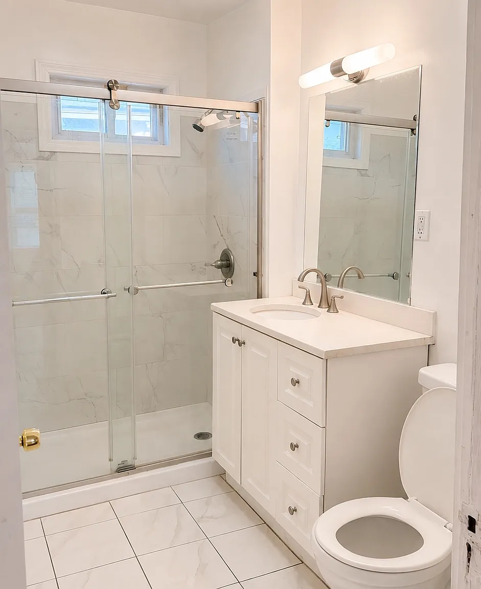 3 bed, $2,500 — Photo 2